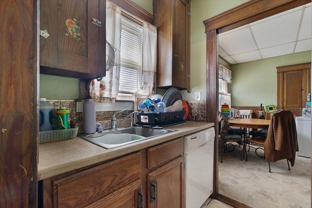 39 Boyd St, Worcester, MA 01606