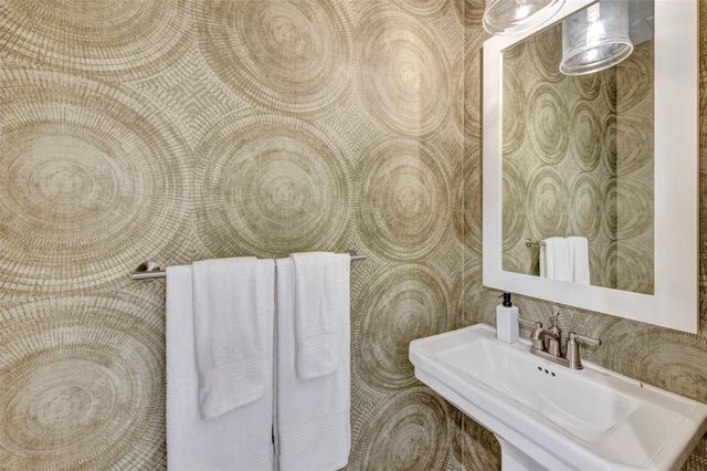 4249 White Spring Lane, League City, TX 77573