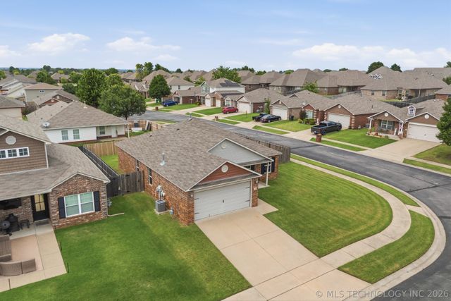 4681 E 148th Place S, Bixby, OK 74008