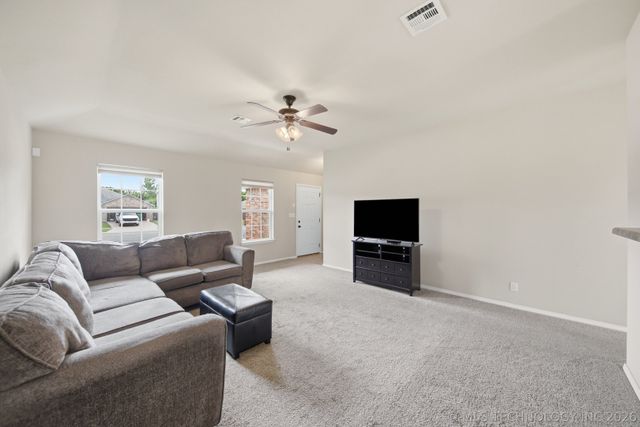 4681 E 148th Place S, Bixby, OK 74008