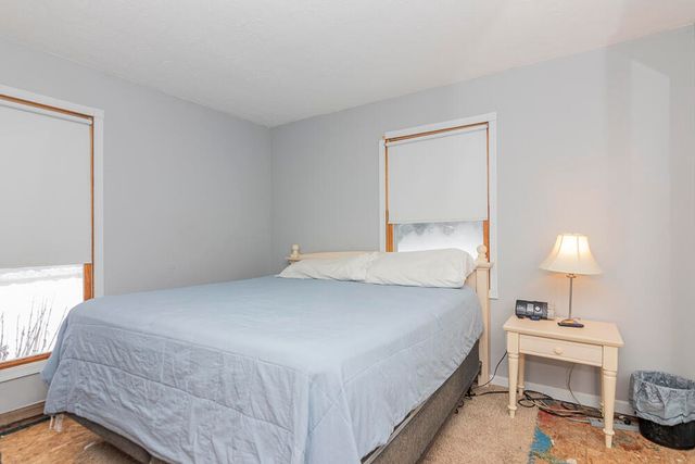 24271 Thousand Oaks Drive, Mattawan, MI 49071