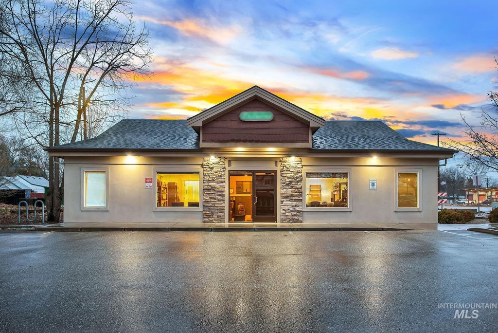 4029 W State Street, Boise, ID 83703