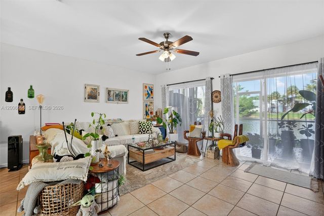 8330 SW 154th Avenue 35, Miami, FL 33193