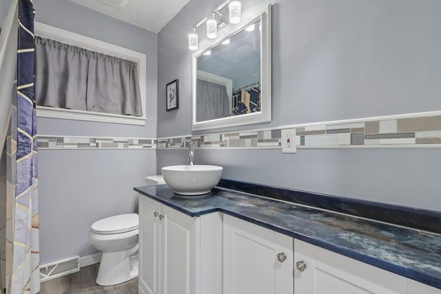 1770 Locust ROAD, Franklin Park, PA 15143