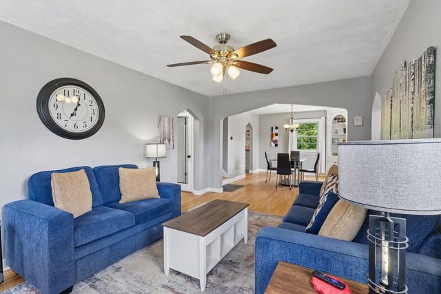 1770 Locust ROAD, Franklin Park, PA 15143