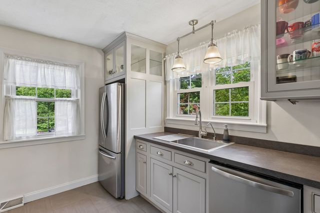 1770 Locust ROAD, Franklin Park, PA 15143