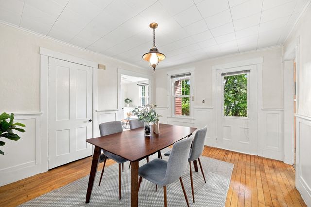 46 Finn St, Northampton, MA 01060