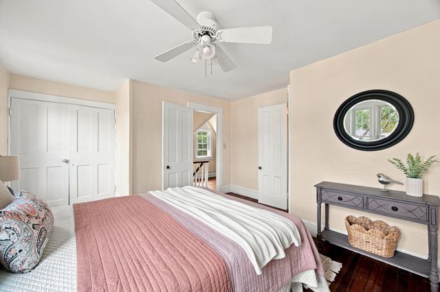 46 Finn St, Northampton, MA 01060
