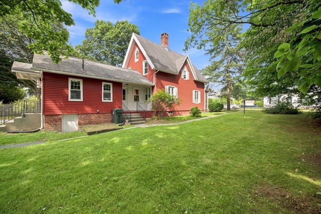46 Finn St, Northampton, MA 01060