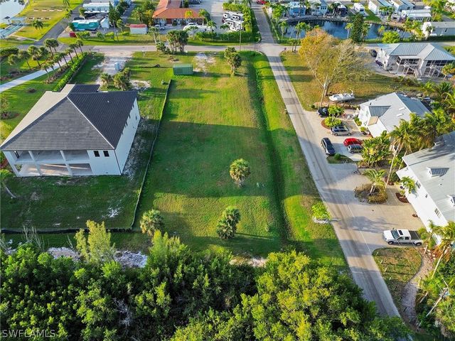 3716 Margina CIR, Bonita Springs, FL 34134