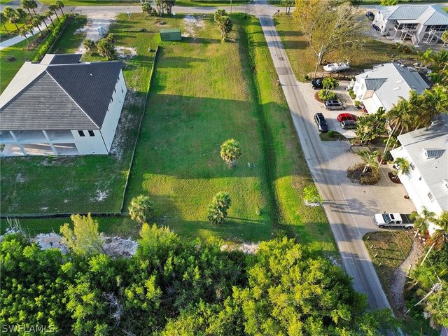 3716 Margina CIR, Bonita Springs, FL 34134