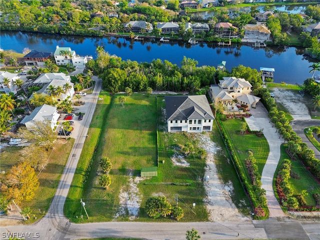 3716 Margina CIR, Bonita Springs, FL 34134