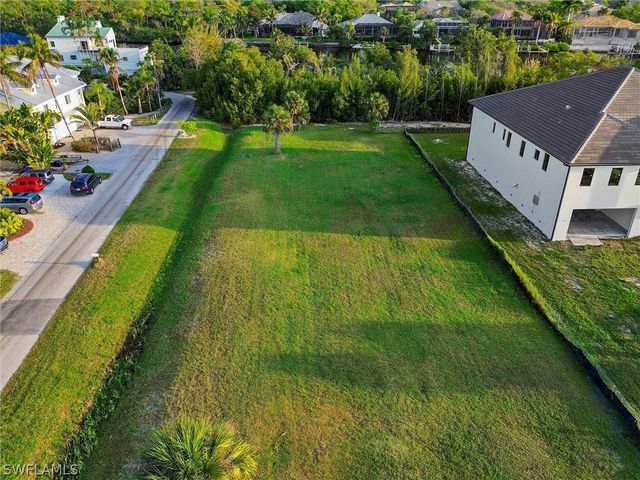 3716 Margina CIR, Bonita Springs, FL 34134