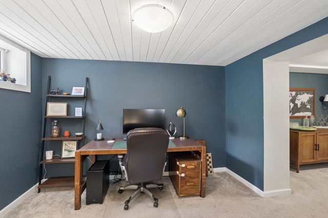 2905 47th Street, Des Moines, IA 50310
