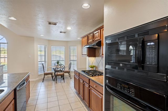 3223 Longhorn Circle, Manvel, TX 77578