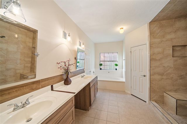 3223 Longhorn Circle, Manvel, TX 77578
