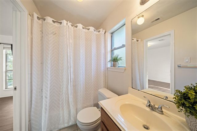 3223 Longhorn Circle, Manvel, TX 77578