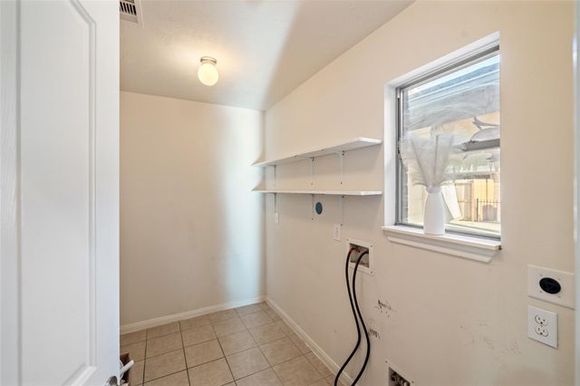 3223 Longhorn Circle, Manvel, TX 77578