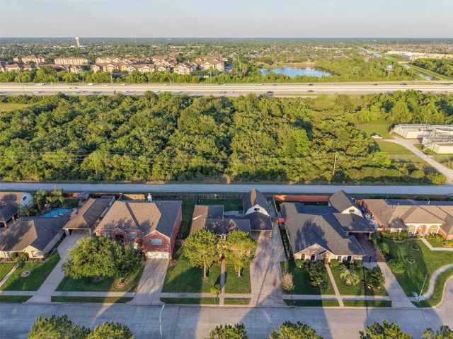 3223 Longhorn Circle, Manvel, TX 77578