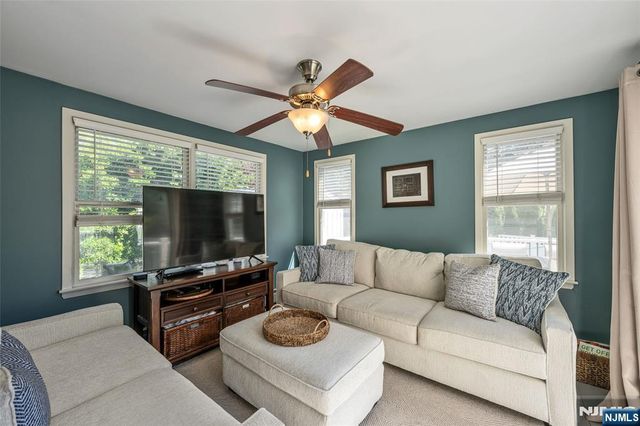 114 Summit Avenue, Waldwick, NJ 07463