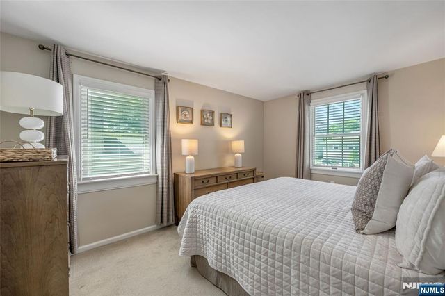 114 Summit Avenue, Waldwick, NJ 07463