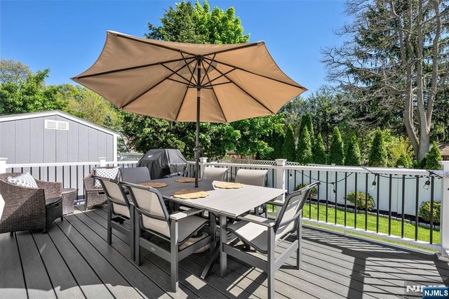 114 Summit Avenue, Waldwick, NJ 07463