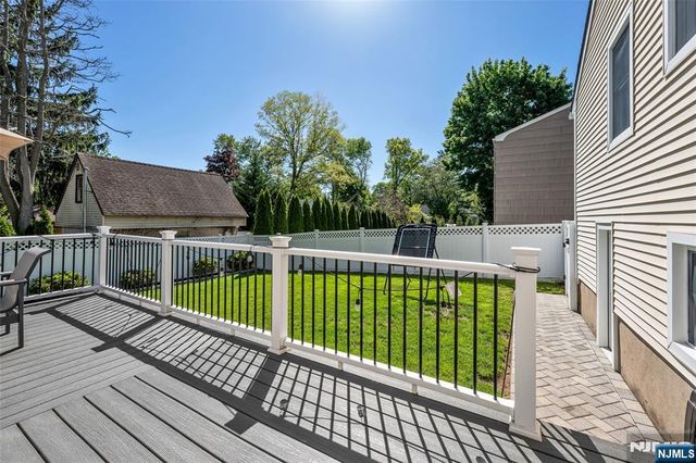 114 Summit Avenue, Waldwick, NJ 07463