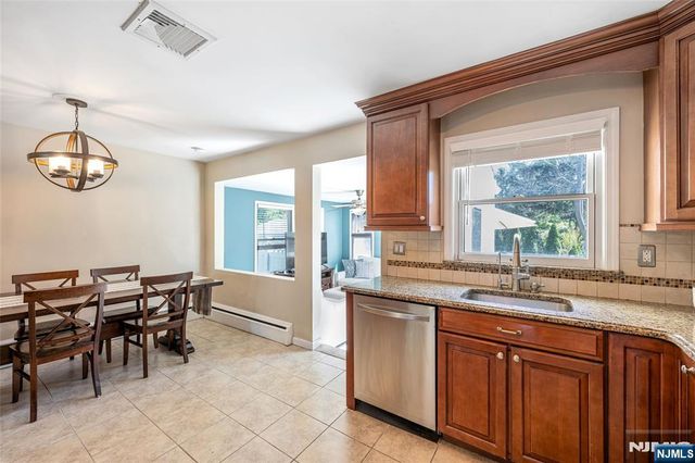 114 Summit Avenue, Waldwick, NJ 07463