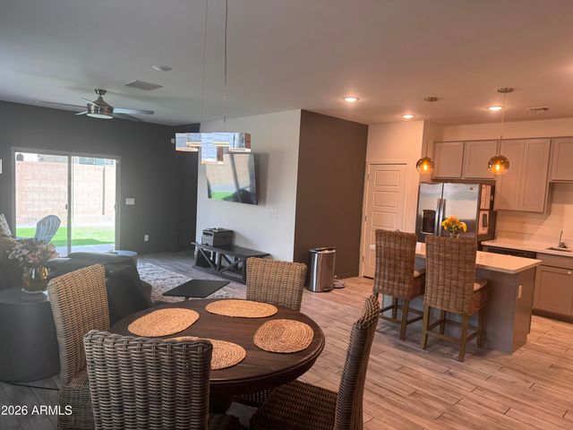 2764 E SEQUOIA Drive, Phoenix, AZ 85050