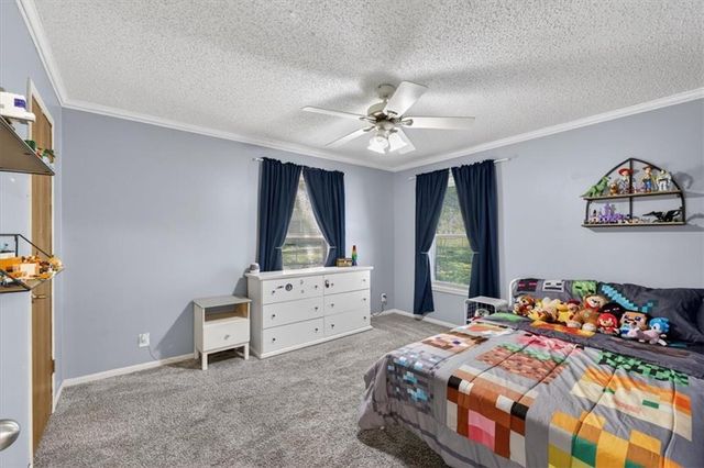 1820 E Morgan Road, Independence, MO 64050