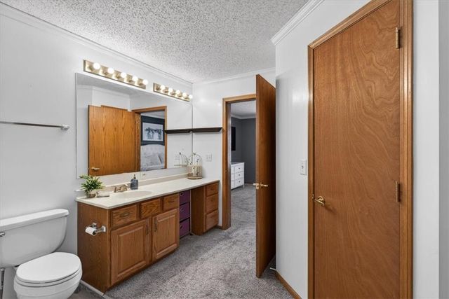 1820 E Morgan Road, Independence, MO 64050