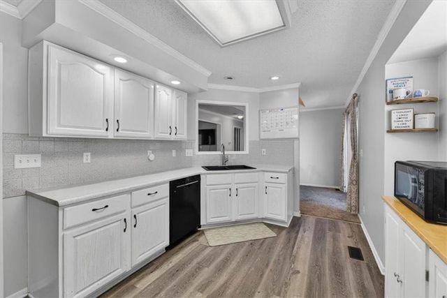 1820 E Morgan Road, Independence, MO 64050