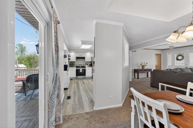 1820 E Morgan Road, Independence, MO 64050