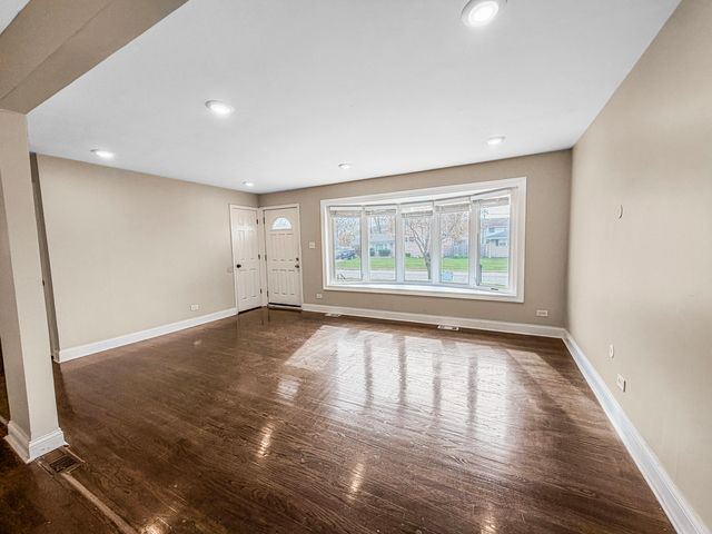 7241 Beloit Avenue, Bridgeview, IL 60455