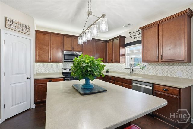 47 Rhett Lane, Richmond Hill, GA 31324