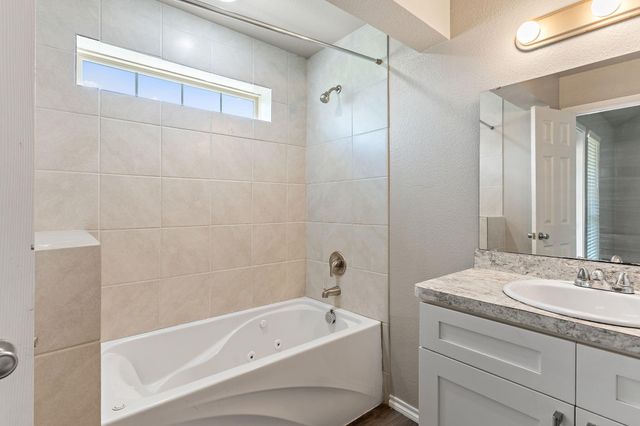 6108 Abrams Road 521, Dallas, TX 75231