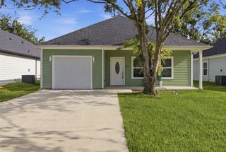 111 Newton Lane, Gun Barrel City, TX 75156
