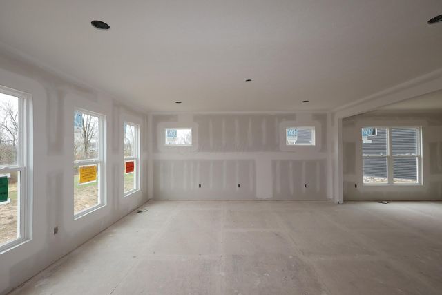 1011 Heimat Haus Drive, Grove City, OH 43123