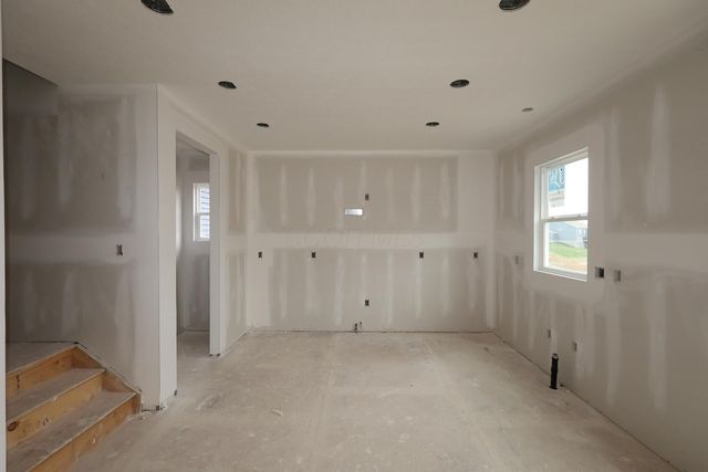 1011 Heimat Haus Drive, Grove City, OH 43123