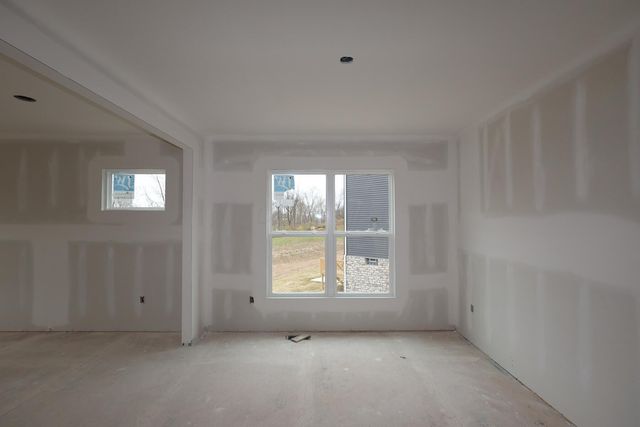 1011 Heimat Haus Drive, Grove City, OH 43123