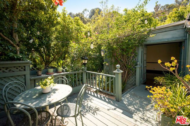 6149 W Glen Holly Street, Los Angeles, CA 90068