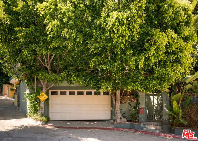 6149 W Glen Holly Street, Los Angeles, CA 90068