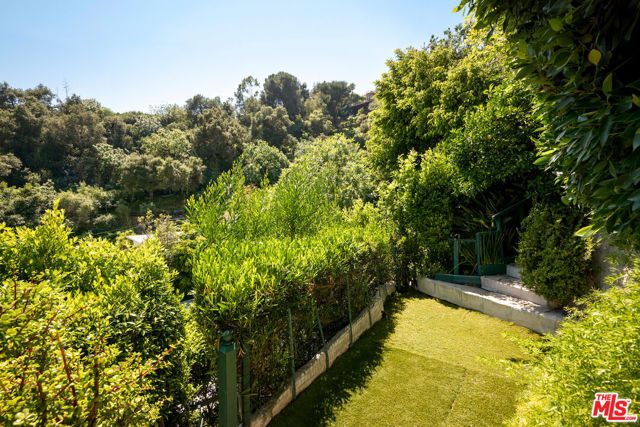 6149 W Glen Holly Street, Los Angeles, CA 90068