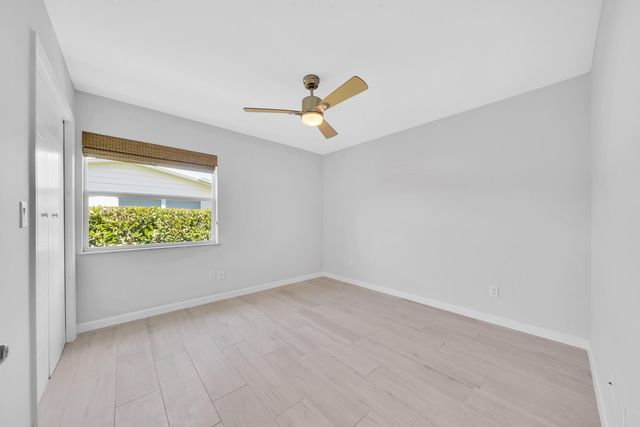 2388 E EDGEWATER Drive, Palm Beach Gardens, FL 33410