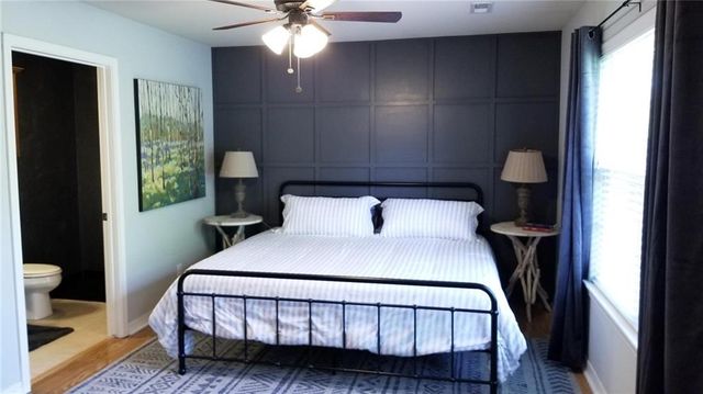 205 NE J Street 1, Bentonville, AR 72712