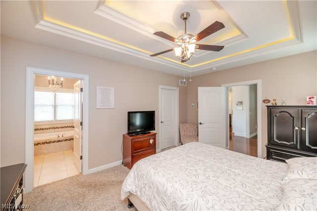 20000 Crowberry Court, North Lima, OH 44452