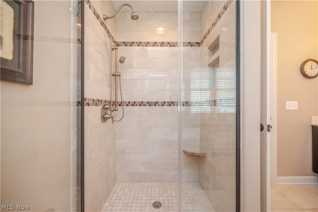 20000 Crowberry Court, North Lima, OH 44452