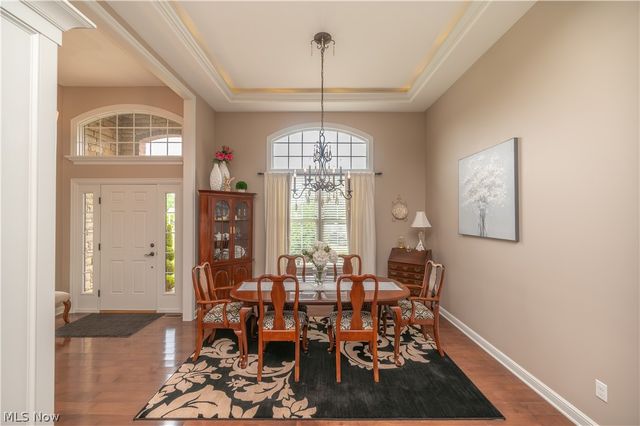 20000 Crowberry Court, North Lima, OH 44452