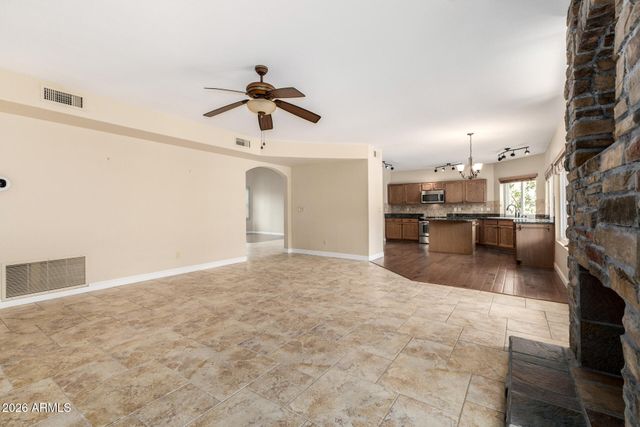 523 E MOUNTAIN SKY Avenue, Phoenix, AZ 85048