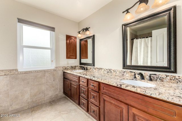 523 E MOUNTAIN SKY Avenue, Phoenix, AZ 85048